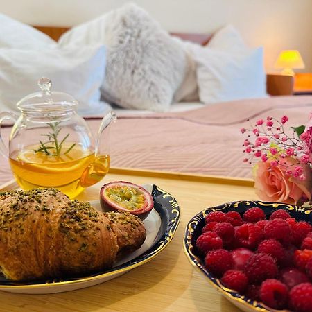 Cozy Garden Apartman Apartment Гюла Екстериор снимка